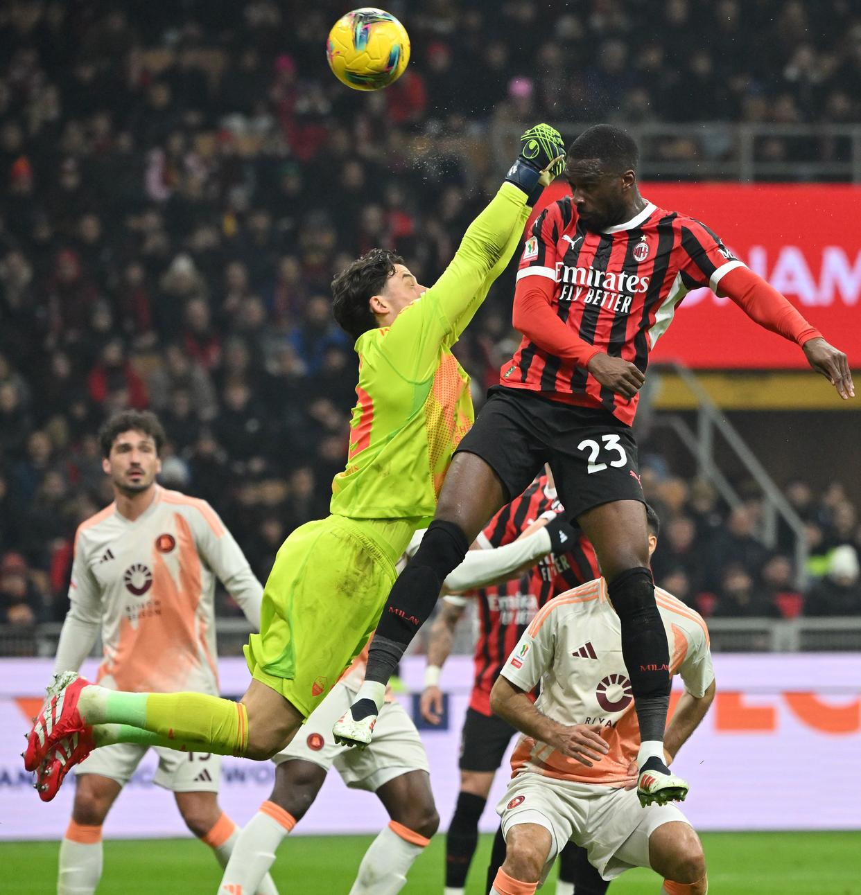 DB彩票-意大利足球联赛场上风云变幻