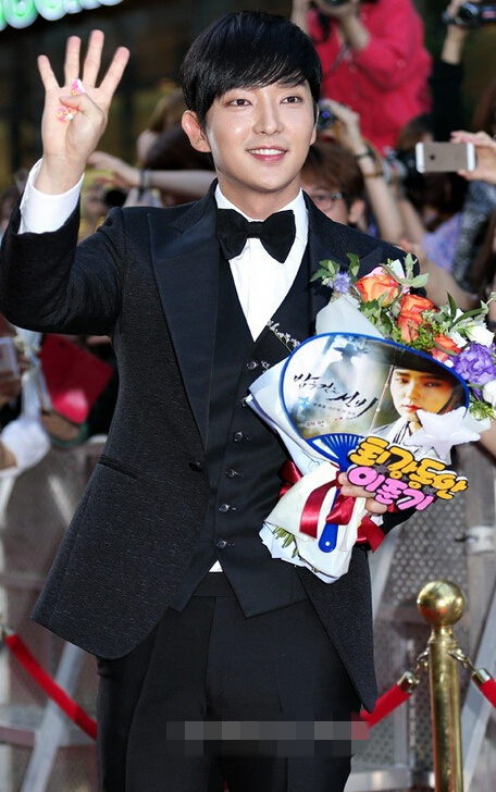 DB彩票官方网站-包含首尔FC队员风采熠熠，走向成功的词条