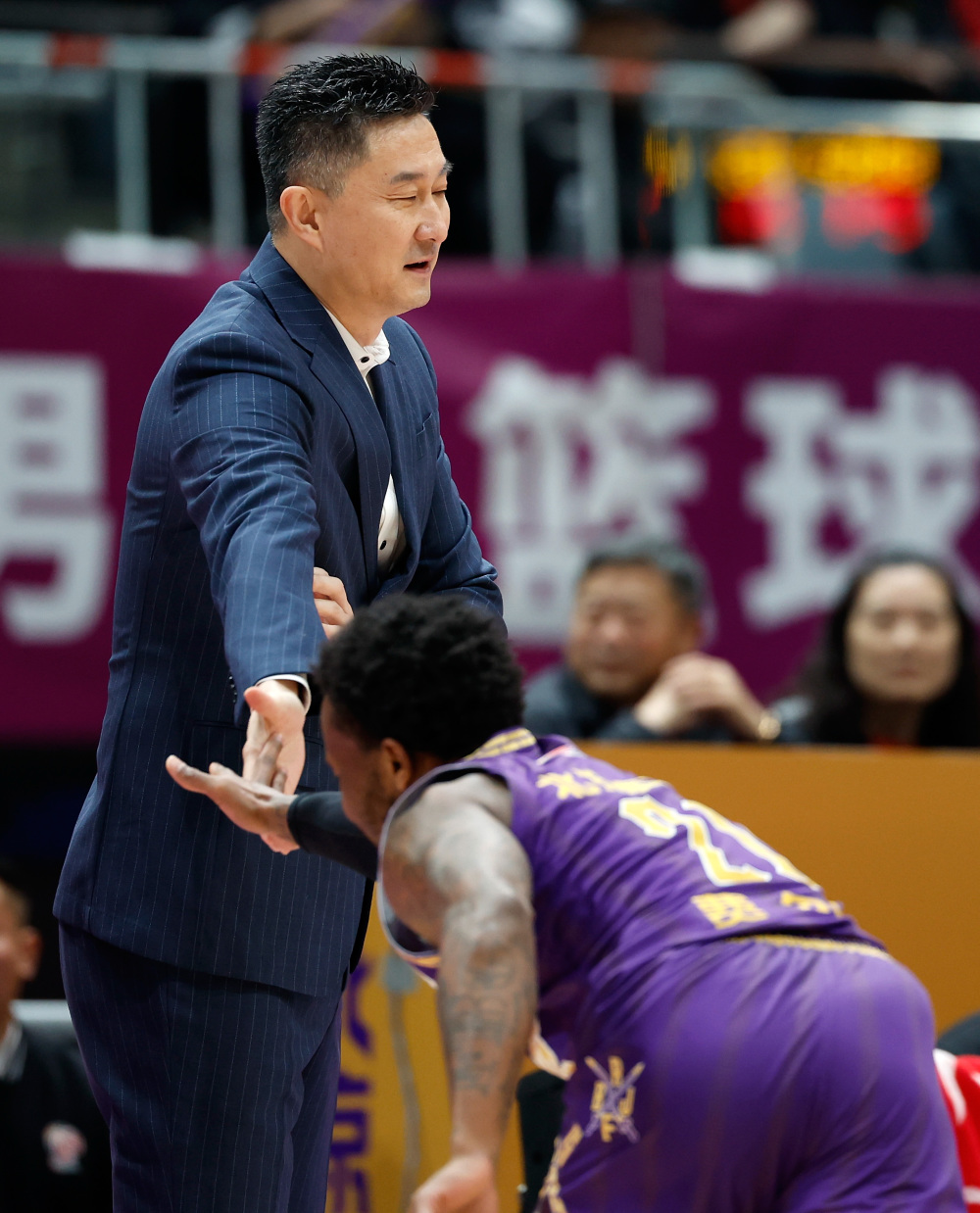 广东华南虎客场挣扎热身赛不如意