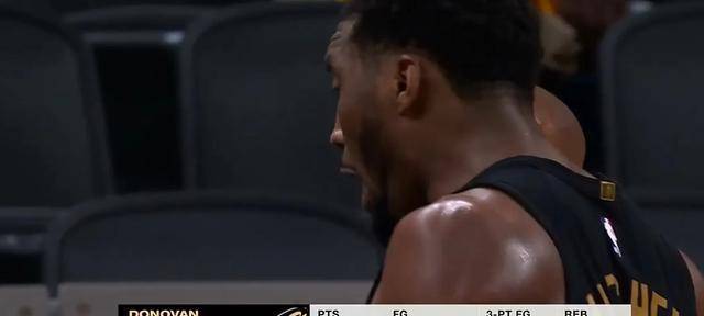 步行者队惊险逆转，积分榜上升至第七