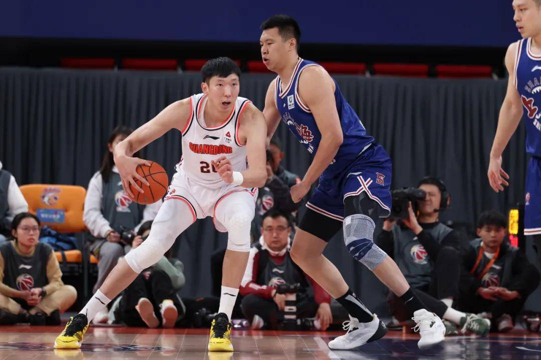 -上海男篮迎战广州队，期待打破输球魔咒