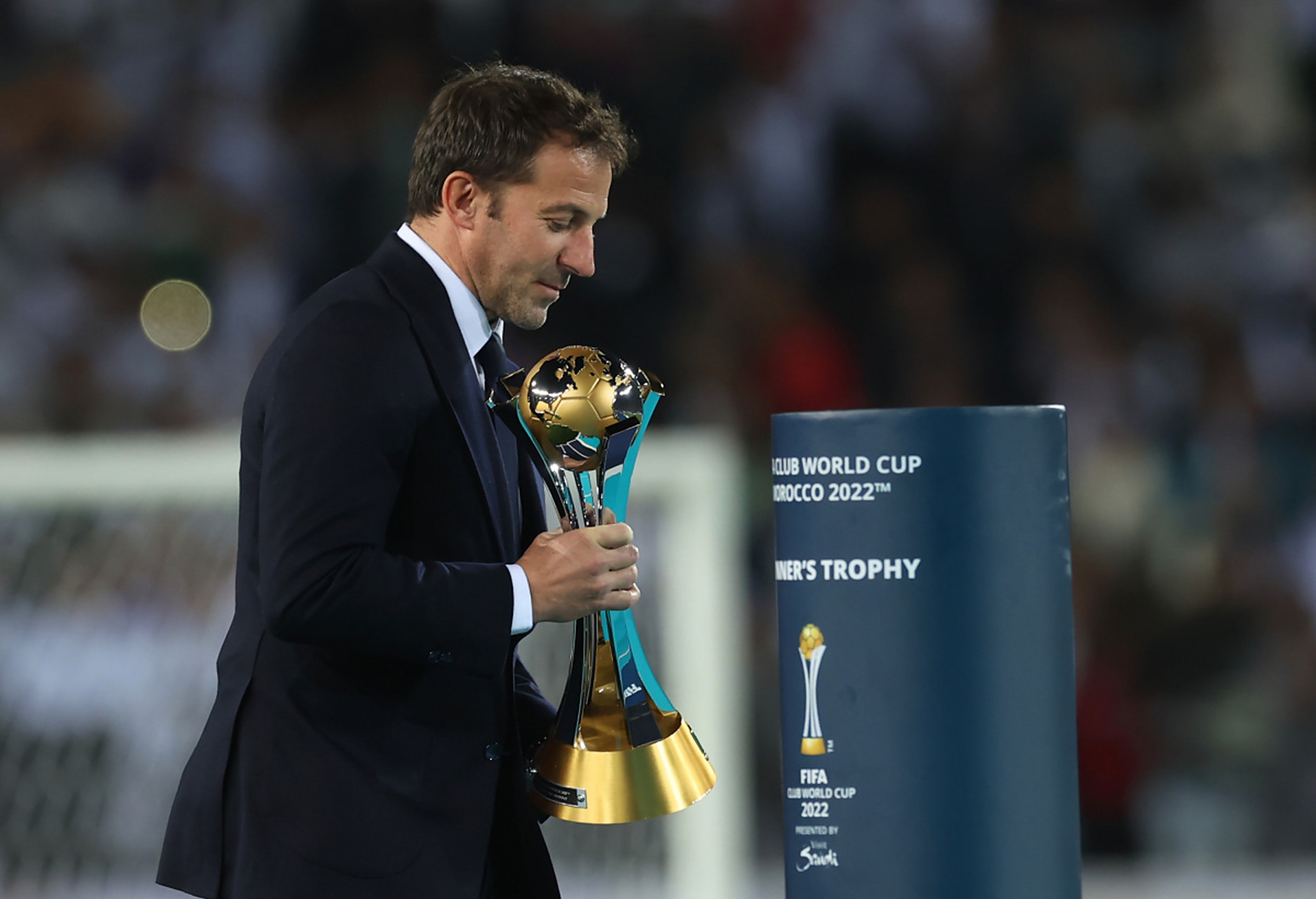 包含奥萨苏纳一鸣惊人，跻身前列的词条