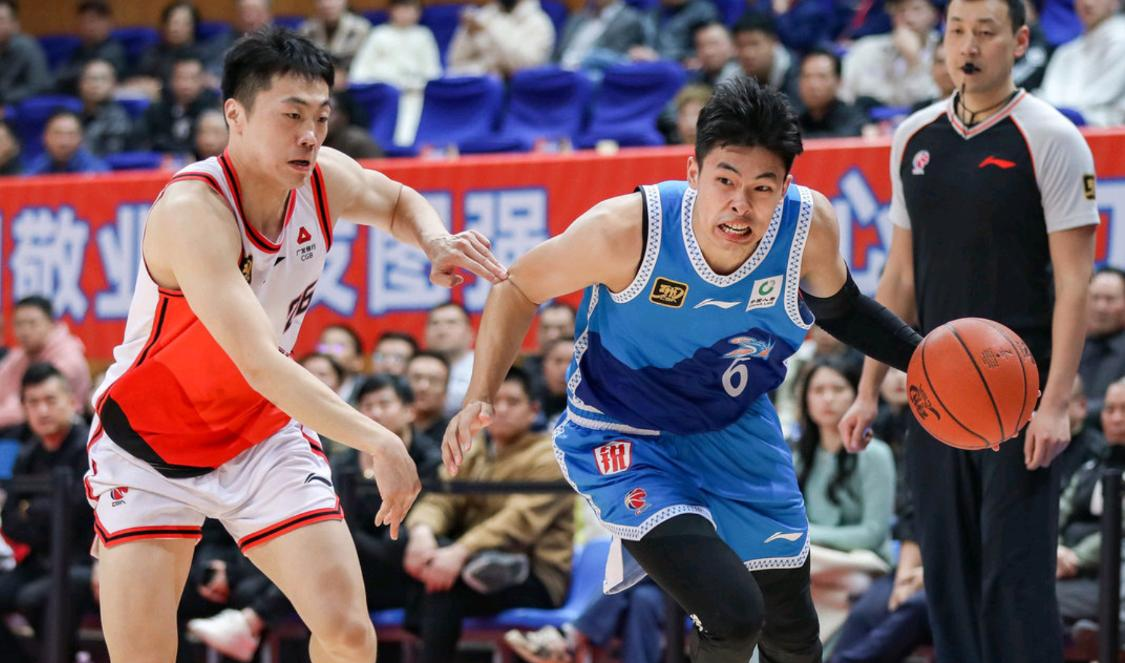 福建队遭受连败，全队心情低迷