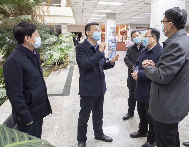 多宝彩票-淄博金德队突破铁桶防线，斩获胜利的简单介绍