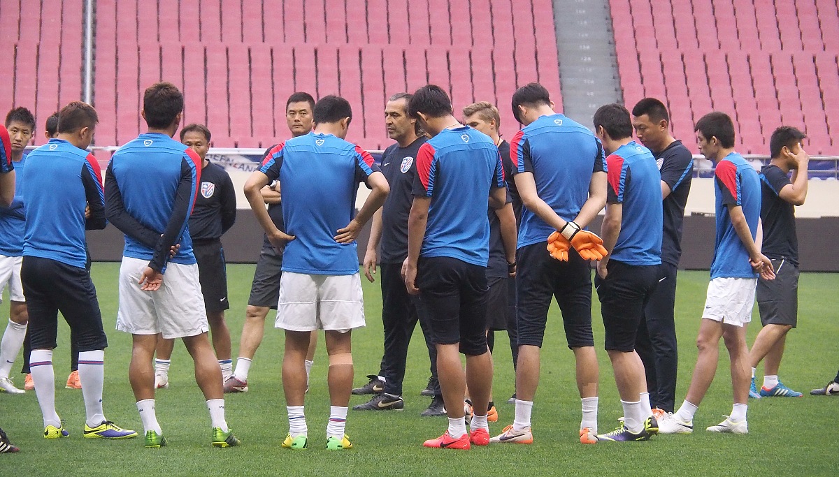 DB彩票官网-团队实力体现成功球员团结合作构建胜利基石的简单介绍